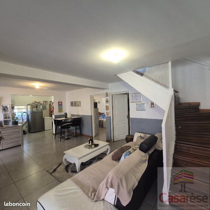 Maison 5 pièces 123 m² · à Le Tampon · 123 m² · 274 000 €