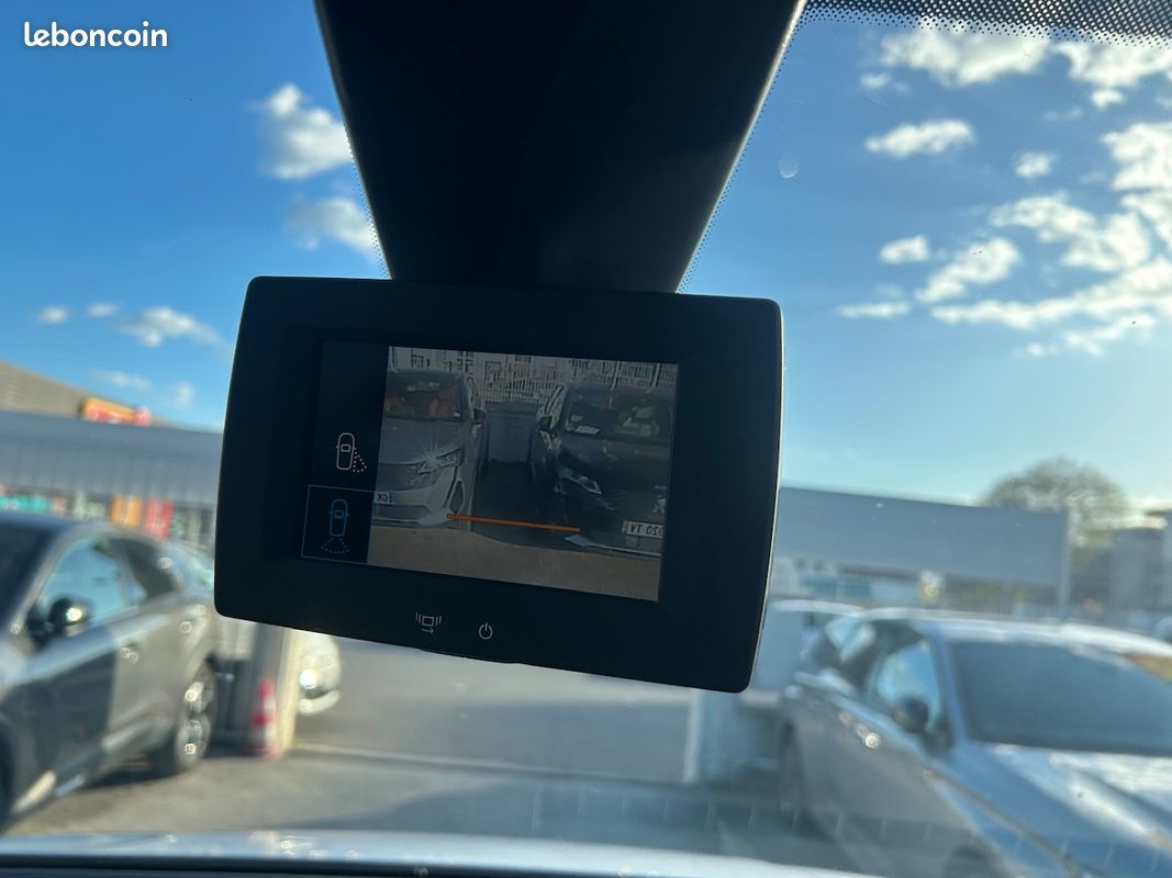 Citroën BERLINGO FOURGON M 1.5 BlueHDi BVM6 S&S 102 cv TVA RECUPERABLE {CAMERA DE RECUL + ANGLE MORT + CLIM + CARPLA} (image 14)