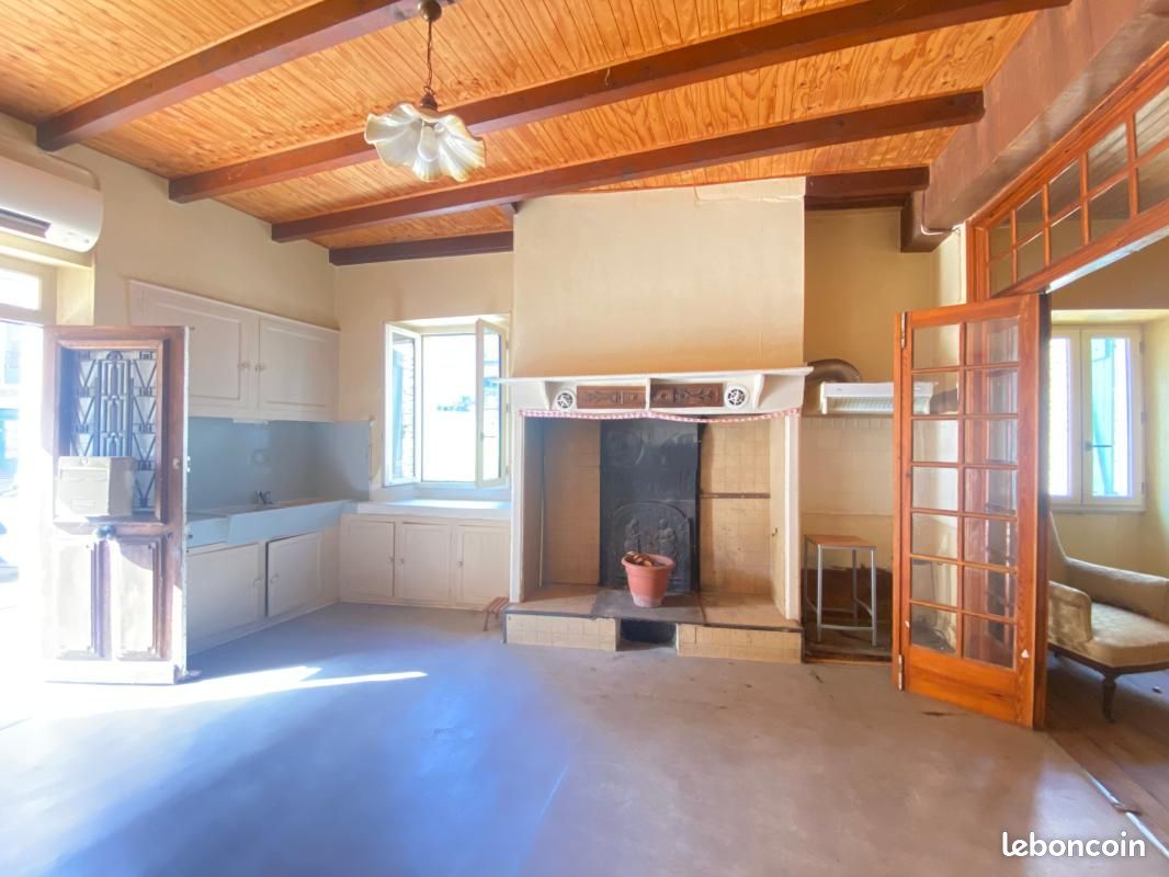 Maison 2 pièces 130 m² · à Puylaroque · 130 m² · 69 000 €