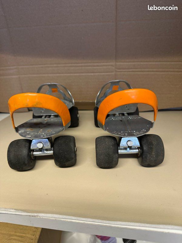 PATINS A ROULETTES Ancien Super Skate Meccano Roller Skaters Sport Vintage EUR 28,00 - FR