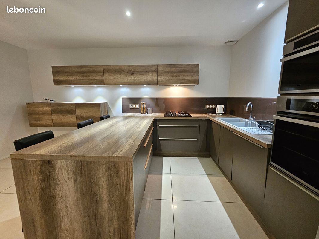 Appartement 3 pièces 77 m² · à Lyon · 77 m² · 1 467 €/mois