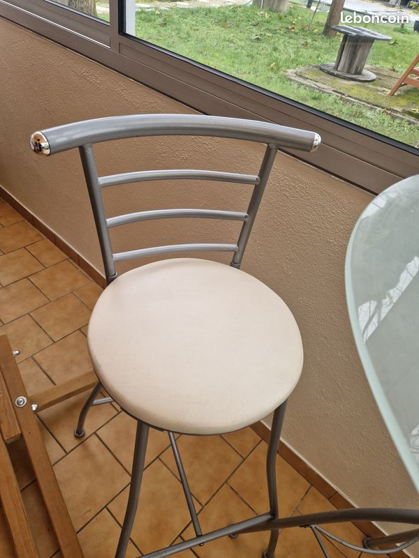 Table bar (image 3)