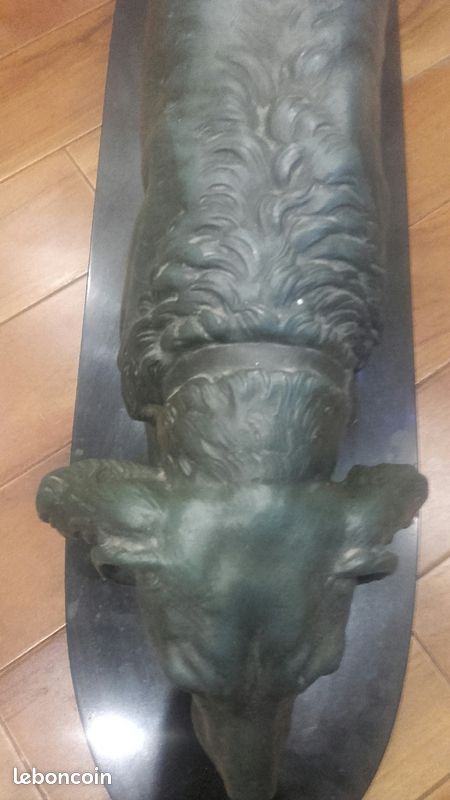 Statue (image 6)