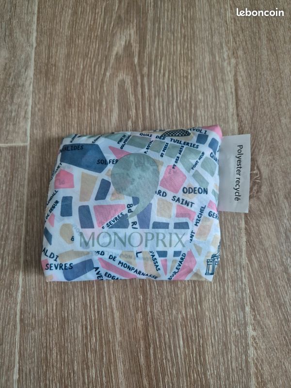 Sac de course shopping monoprix neuf Paris Tour Eiffel rue station