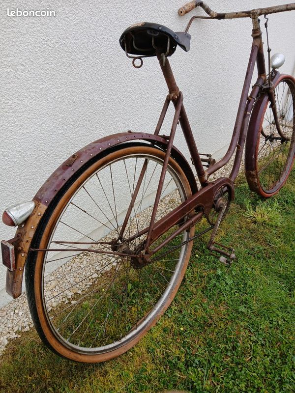 Vélo ancien femme Vélos