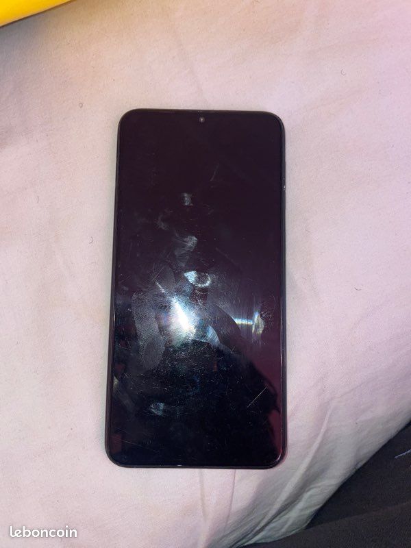 Samsung A10 (image 1)