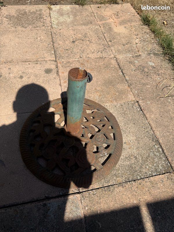 Ancien pied, parasol (image 2)