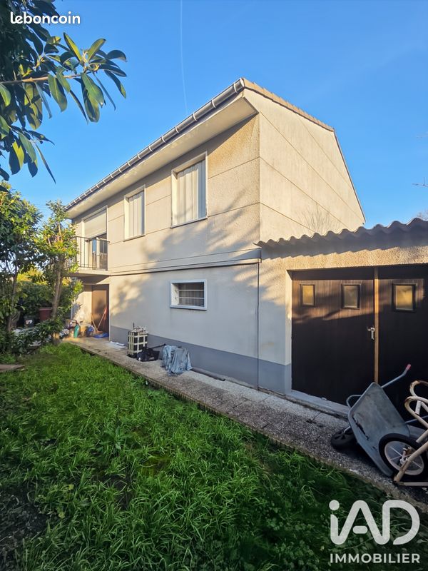 Maison 4 pièces 109 m² · à Chelles · 109 m² · 259 000 €