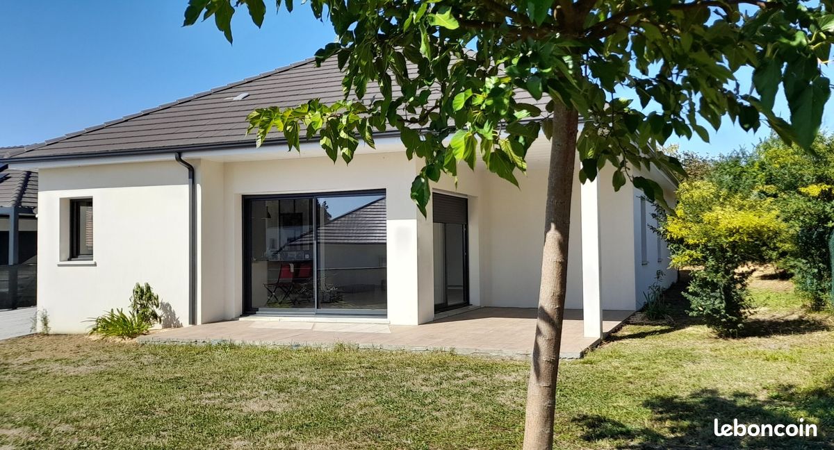 Maison 5 pièces 122 m² · à Sauvagnon · 122 m² · 369 500 €