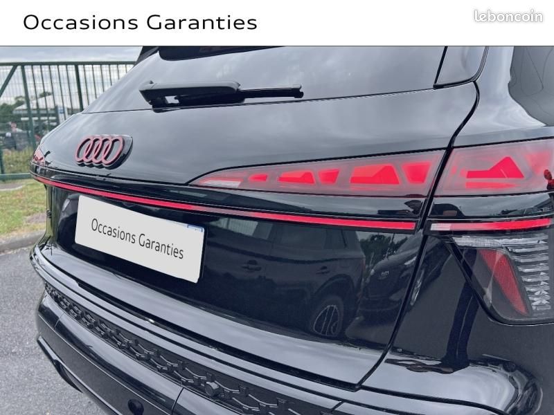 Audi Q3 1.5 TFSI 150ch Hybride S line S tronic 7 (image 23)
