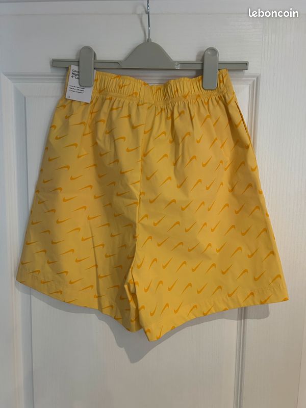 Short Nike taille XS (image 2)