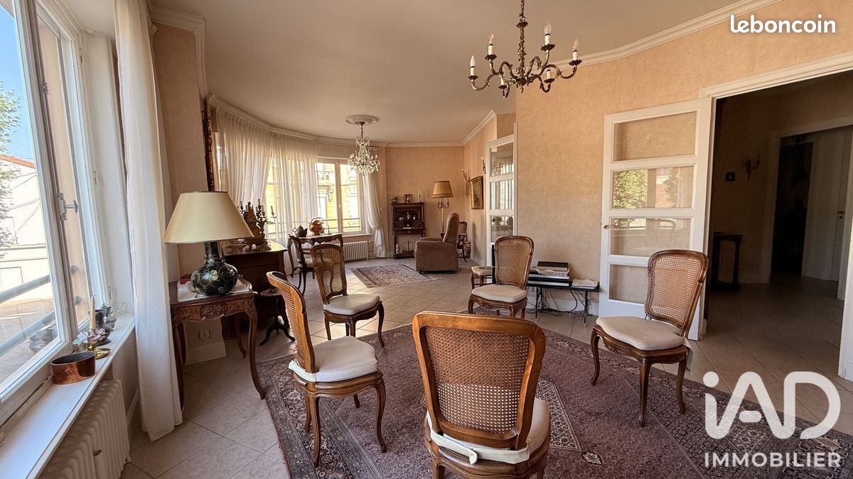Appartement 4 pièces 100 m² · à Roanne · 100 m² · 139 000 €