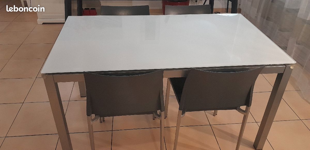 Table à manger en verre 6 personnes avec rallonge (image 4)