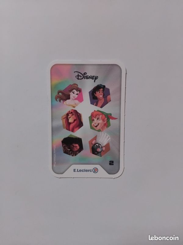 Carte 🃏 " Shenzi, Banzaï et Ed ⚫️ 🥩 " n° 14, de la collection des cartes 🃏 Disney 🏰, " Découvre la magie ✨️🪄 ✨️de Disney 🏰 " de 2025, des magasins 🏢 Leclerc, état neuf (image 2)