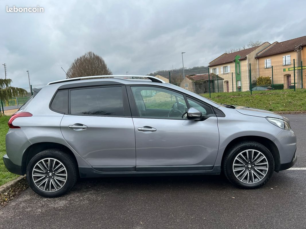 Peugeot 2008 1.5 BlueHDi 100ch S&S Active BVM5 (image 8)