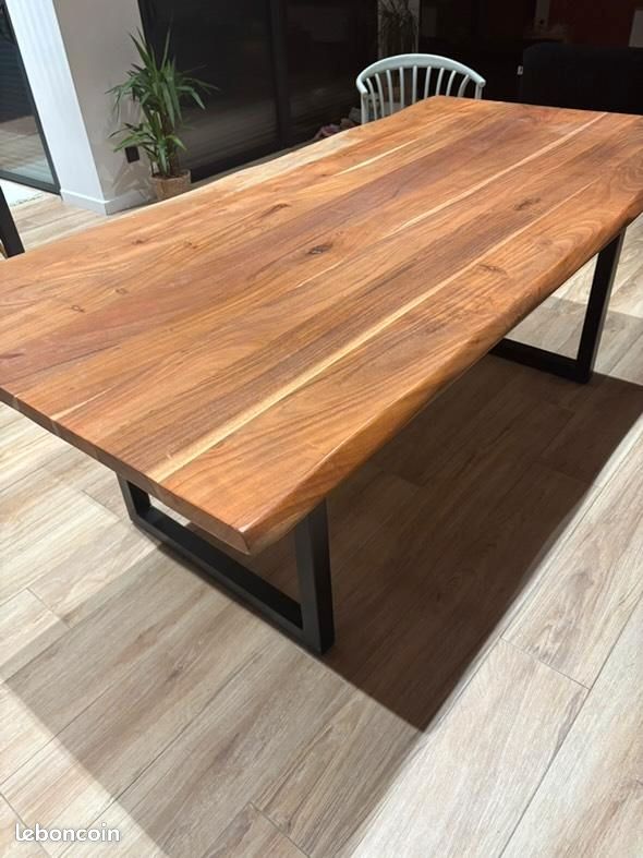 Table a manger (image 3)