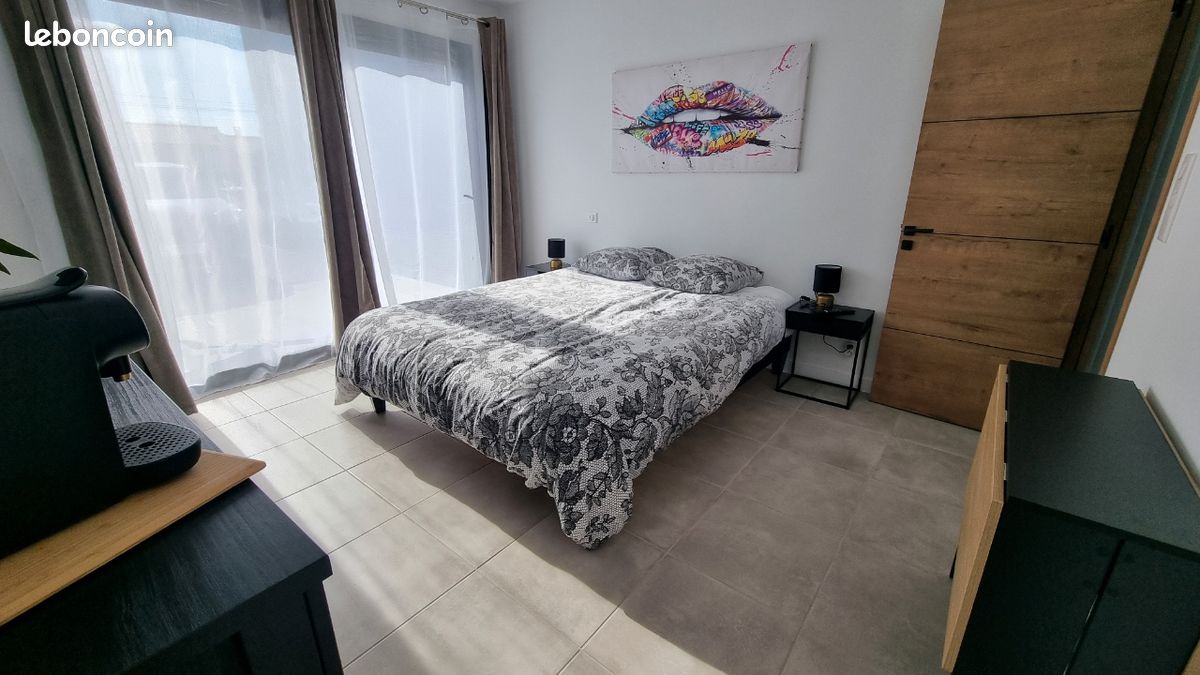 Location Chambre indépendante, Bain pour 2 et coin repas (image 1)