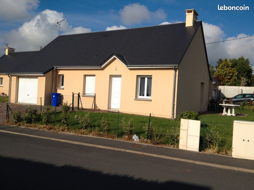 Maison 4 pièces 78 m² · à Bréhal · 78 m² · 860 €