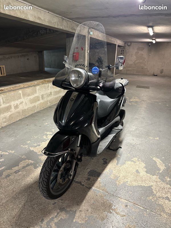 Beverly Tourer Piaggio Beverly Cruiser 300 Ie Beverly Tourer 300