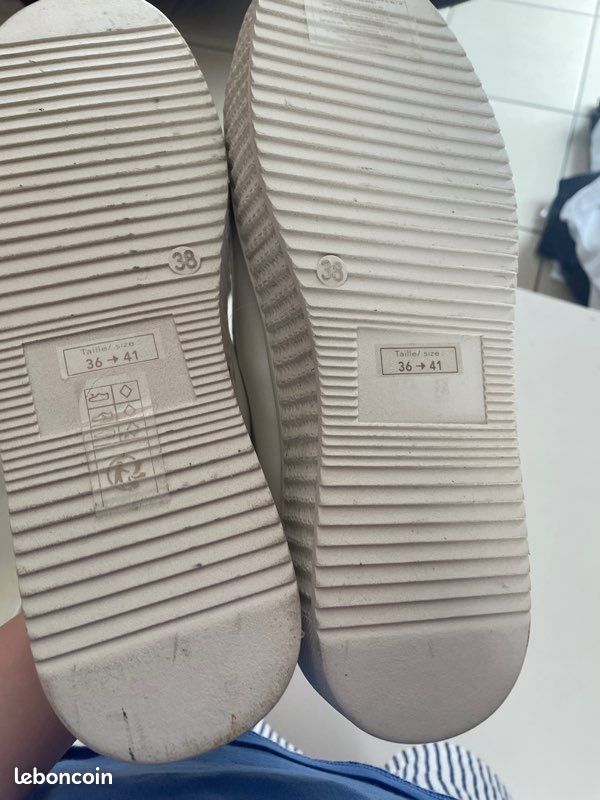 Chaussures blanches (image 6)
