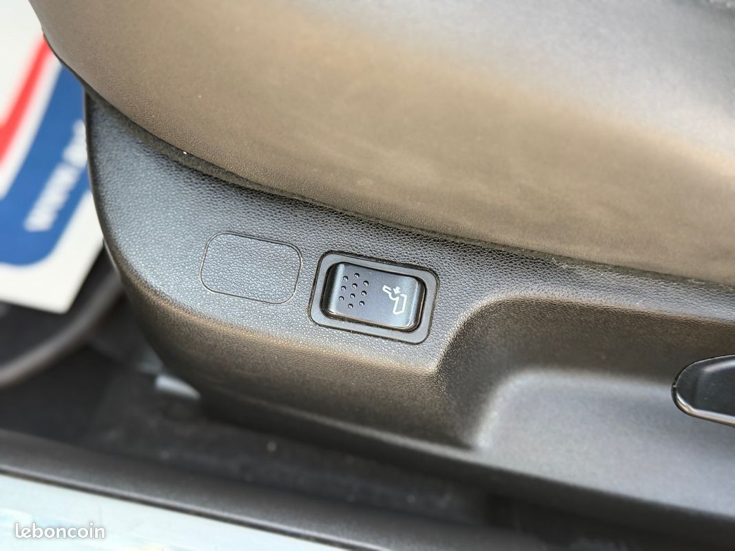 Alfa Romeo Giulietta Serie 2 2.0 JTDM 150ch Lusso – Gps – Clim – Révisée & garantie 6 mois (image 30)