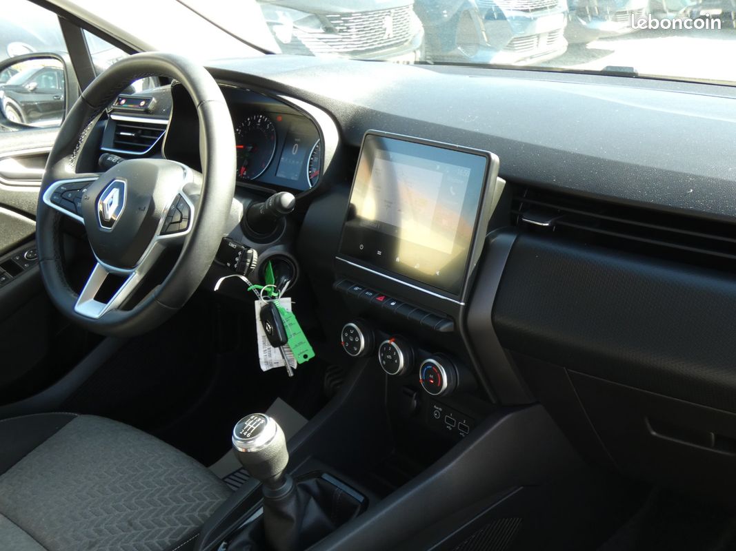 RENAULT CLIO V TCe 90 Equilibre (image 14)