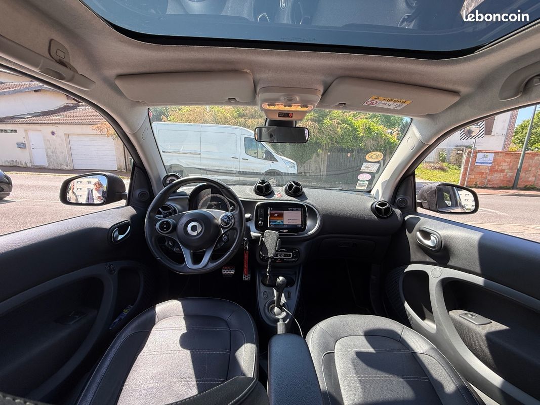 SMART FORTWO COUPE 0.9 90 ch SS BA6 Prime (image 2)