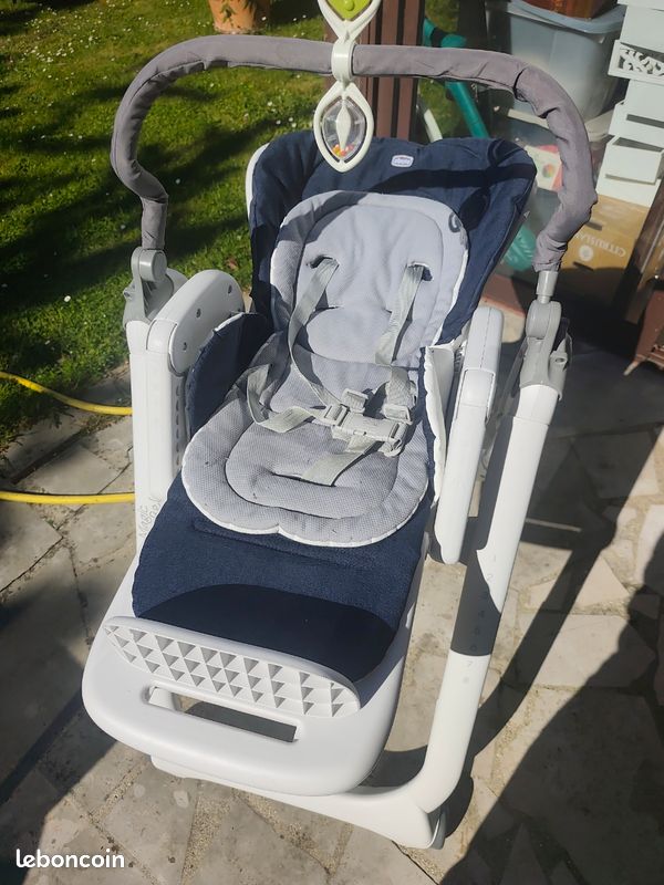 Chaise haute bébé avec tablette (image 6)