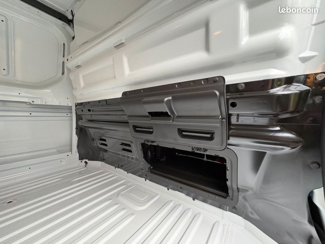 TRAFIC Van L2H1 ADVANCE 3T Blue dCi 150 - Dispo rapide - (image 8)