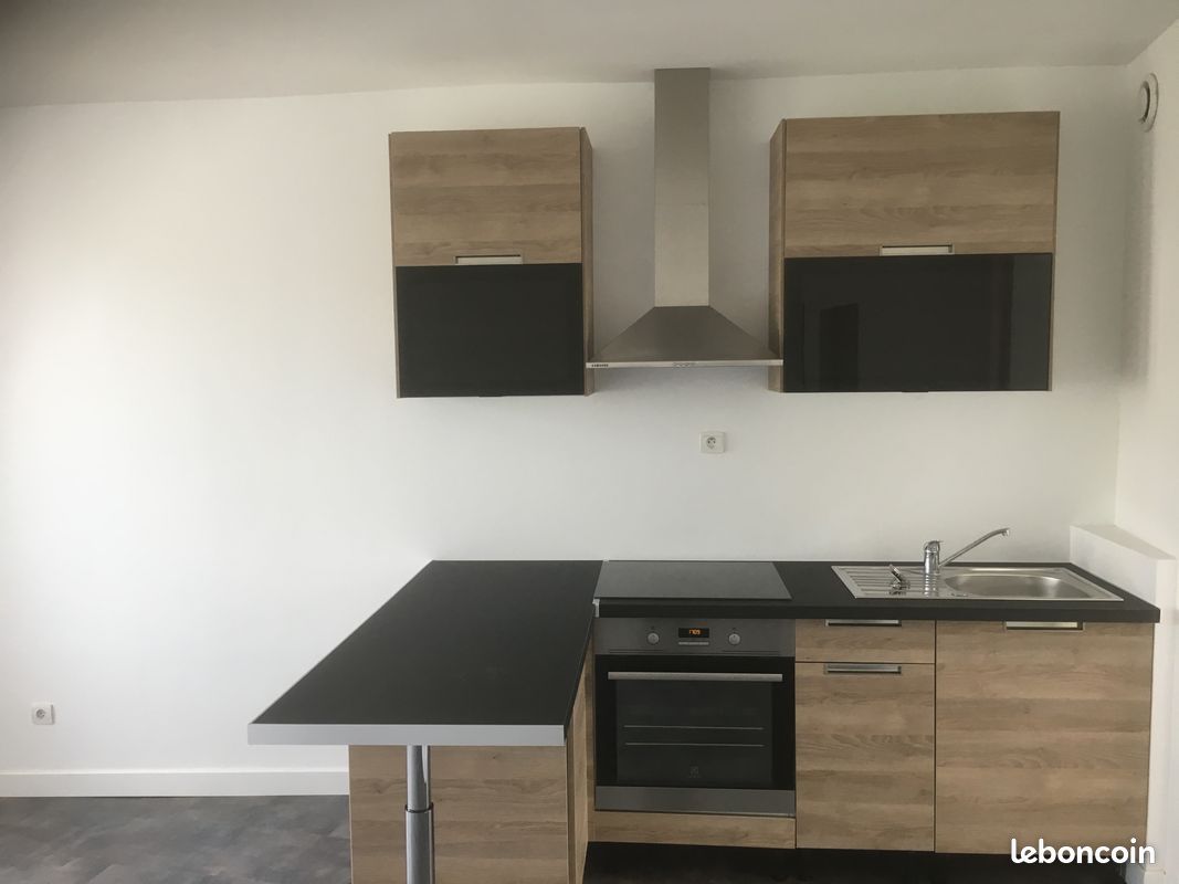 Appartement 2 pièces 49 m² · à Clermont · 49 m² · 670 €