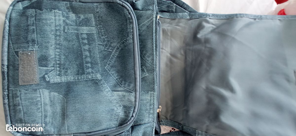 Sac à Main Imitation Jeans - Bandoulière Bleue - Taille Petit - Neuf Avec étiquettes Et Boîte Originale