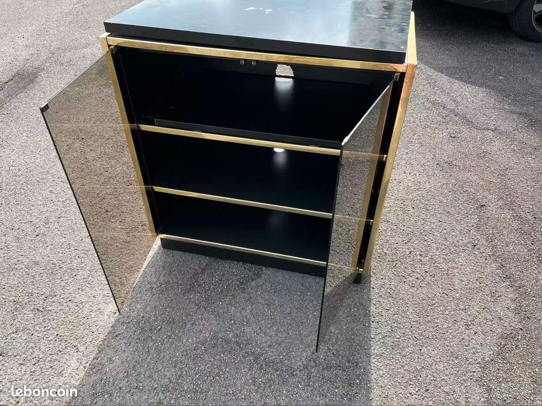 Commode/Buffet noire avec portes en verre fumé (image 2)