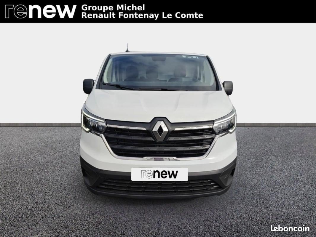 Renault Trafic FOURGON FG BLUE DCI 130 L1H1 3T GSR2 ADVANCE (image 2)