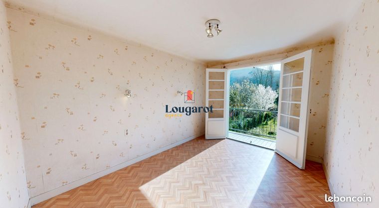 https://img.leboncoin.fr/api/v1/lbcpb1/images/dd/c6/a5/ddc6a5caba8c9c64a5c53cc6dcaa2c494ca6eb58.jpg?rule=ad-image