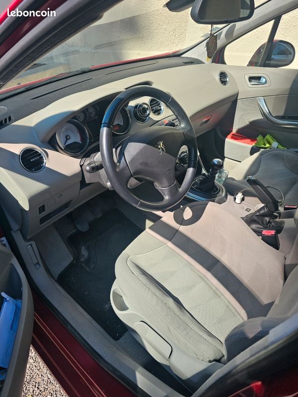 Peugeot 308 1.6 hdi 112cv bv6 (image 6)