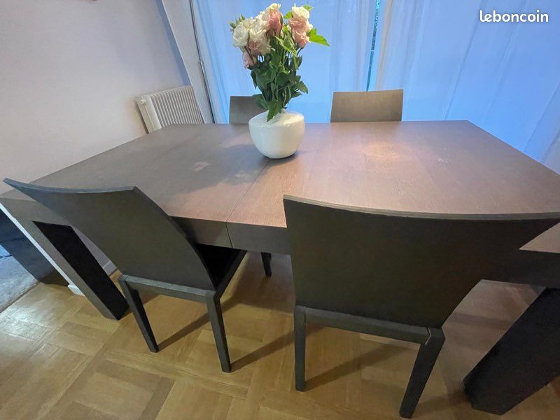 Table salle à manger HABITAT avec chaises (image 2)