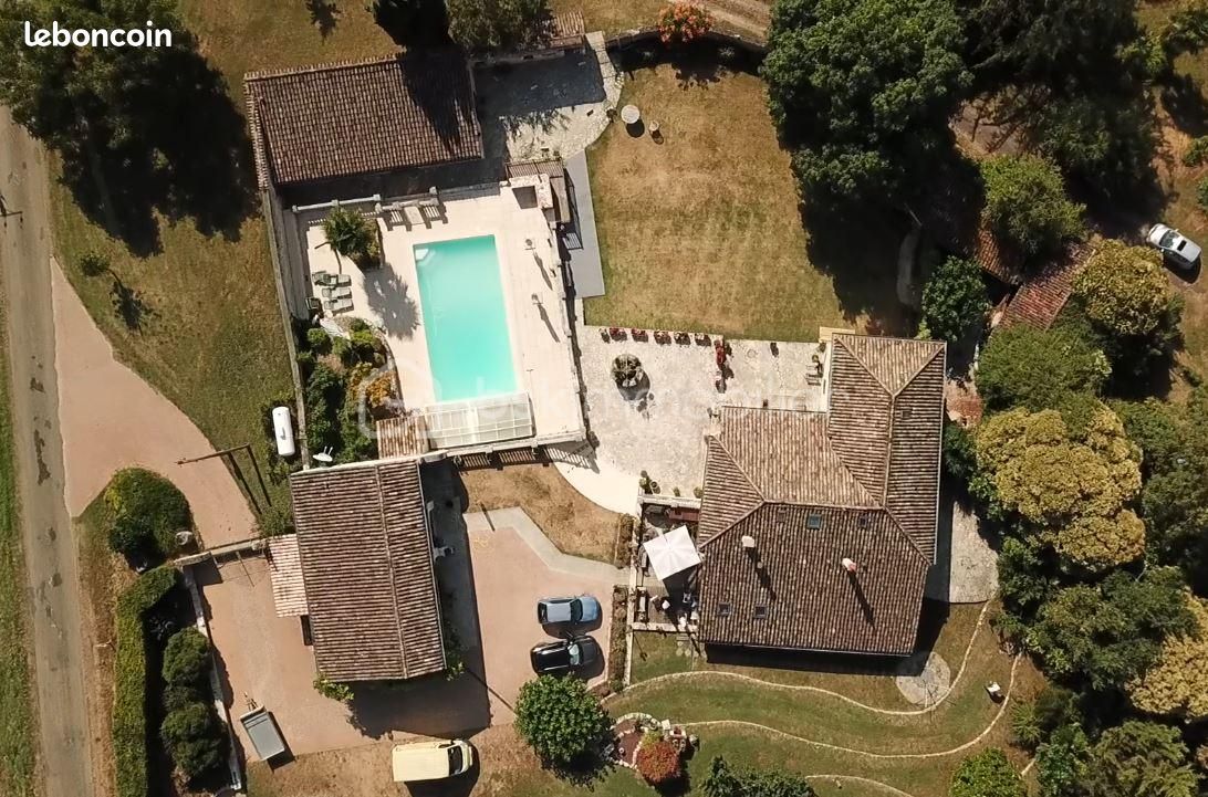 Maison 9 pièces 251 m² · à Valence · 251 m² · 426 000 €