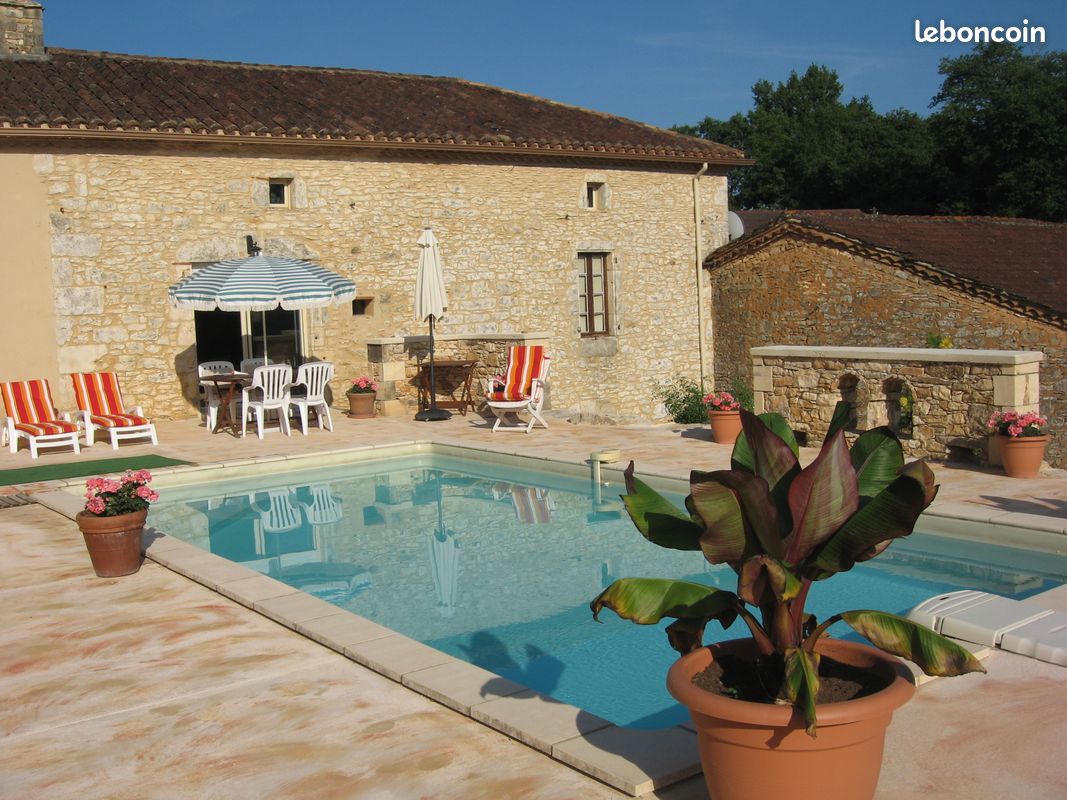 A louer maison avec jardin et piscine - Fumel 47500 (image principale 0)