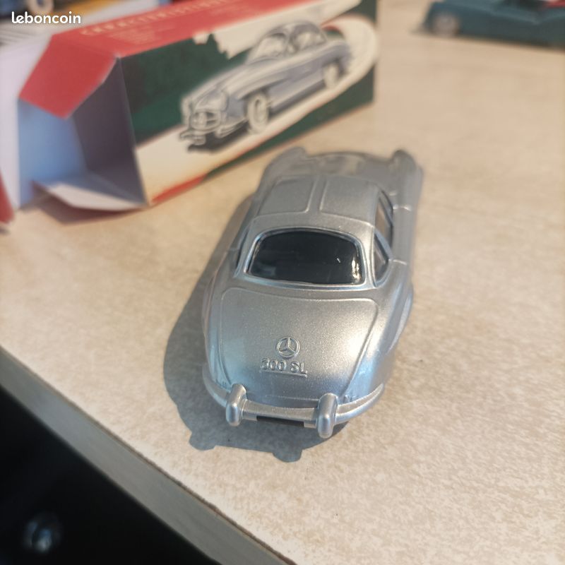 Quiralu Mercedes-Benz 300 SL bicolore 1/43 neuf en boîte production récente | UK
