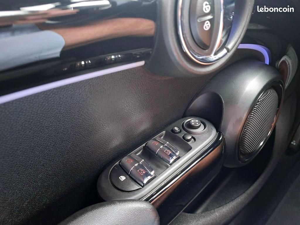 MINI MINI Cooper S 178ch Essential 5 Portes (image 16)