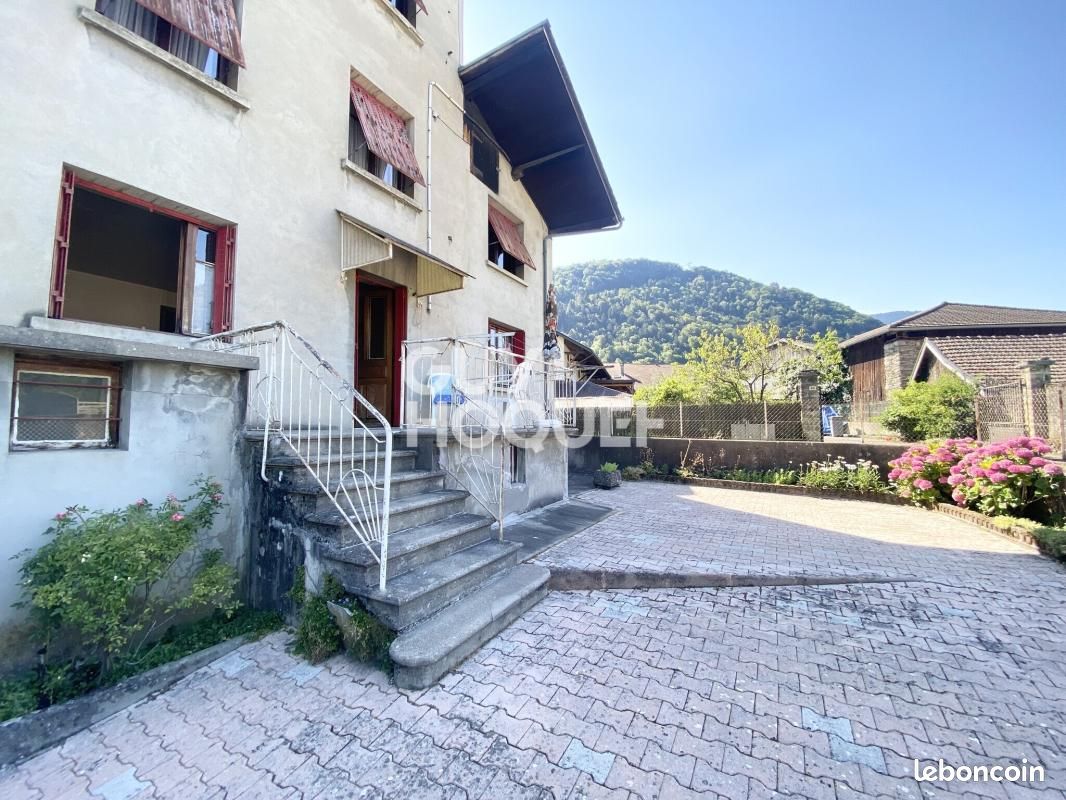 Maison 6 pièces 95 m² · à Détrier · 95 m² · 235 000 €