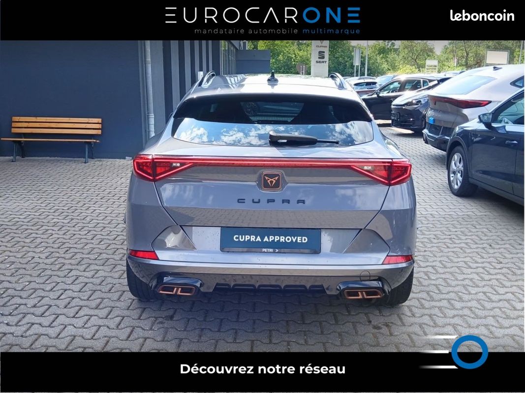 Cupra Formentor 1.4 e-HYBRID VZ 245 ch Attelage Gris Graphène Pack XL Autres modèles disponibles (image 3)