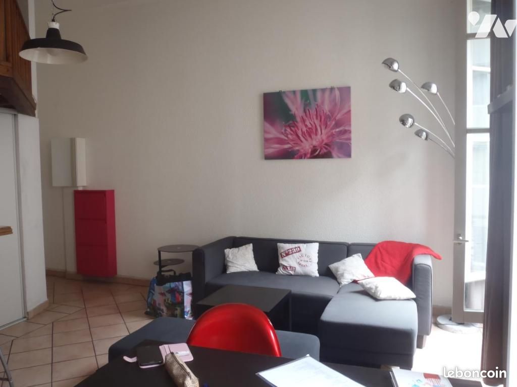 Appartement 2 pièces 59 m² · à Grenoble · 59 m² · 145 000 €