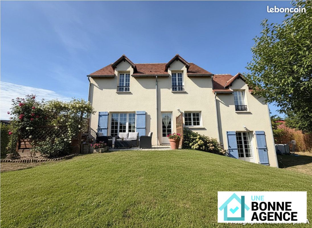 Maison 5 pièces 157 m² · à Saint-Hilaire-Saint-Mesmin · 157 m² · 399 900 €