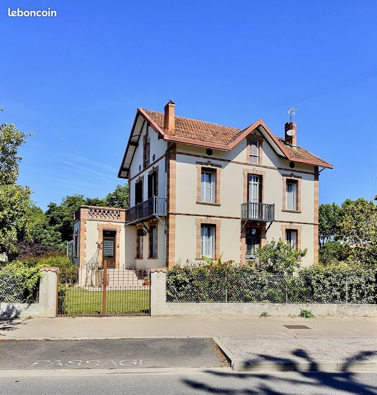 Maison 5 pièces 153 m² · à Lavaur · 153 m² · 588 000 €
