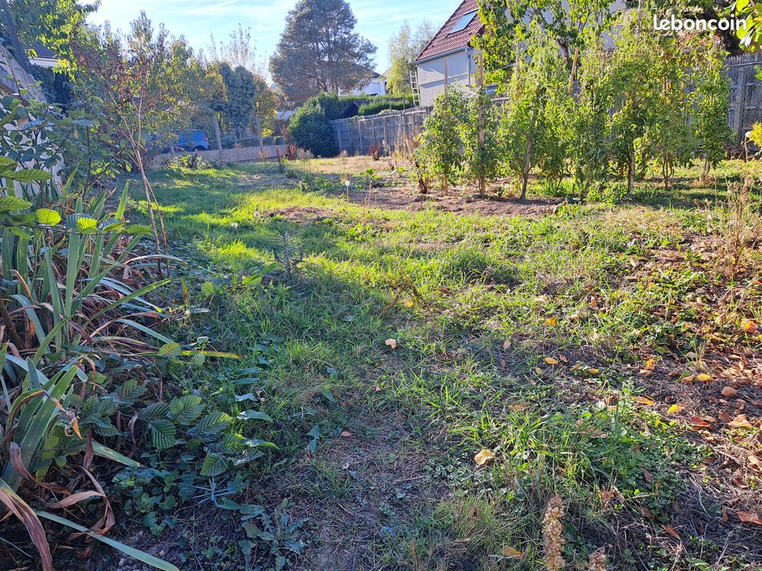 Terrain à bâtir 250 m² – LA VERRIÈRE (78320) (image 2)