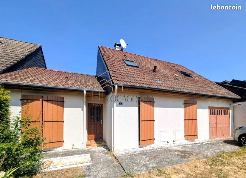 Maison 5 pièces 126 m² · à Bourges · 126 m² · 1 100 €