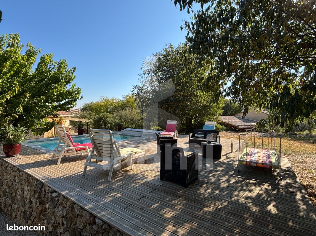 Maison 10 pièces 195 m² · à Brissac · 195 m² · 428 000 €