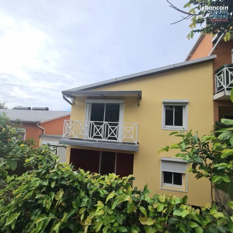 Maison 5 pièces 125 m² · à Sainte-Suzanne · 125 m² · 998 €/mois