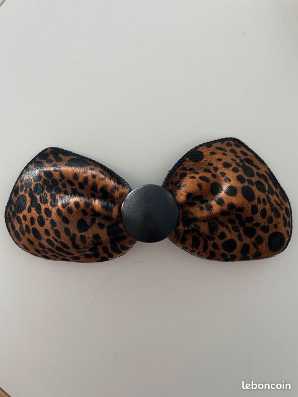 Barrette pour cheveux (image 1)